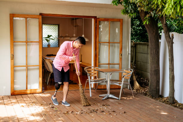 How to keep a clean outdoor space 1 Keep a clean outdoor space How to keep a clean outdoor space